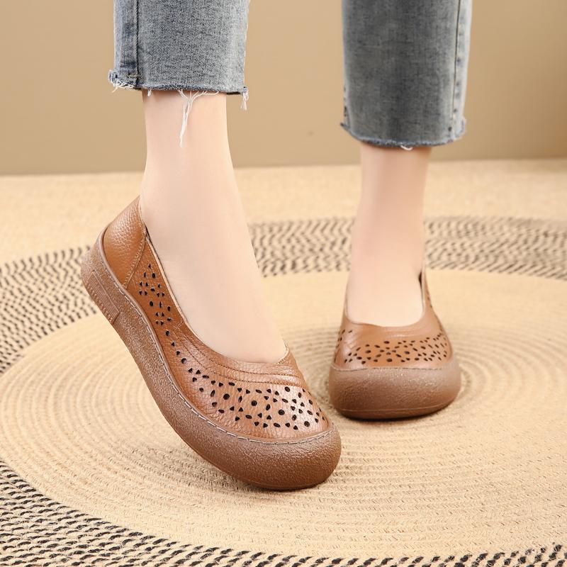 Zapatos de cuero holgados con punta redonda