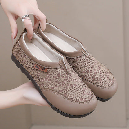 Zapatos mujeres nuevos zapatos de encaje de primavera 2025 zapatos individuales ligeros con un pedal zapatos de pescador