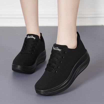 Zapatillas de running con cordones y punta redonda