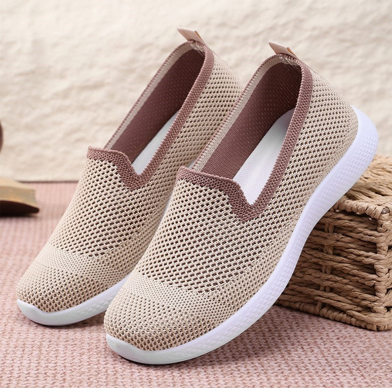 Zapatos de malla con puños de gatito