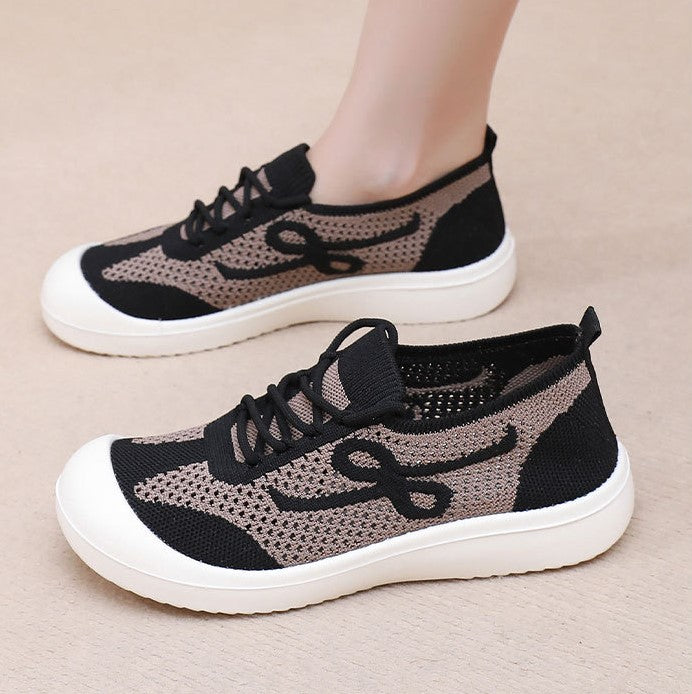 Zapatillas deportivas de malla con figura 8