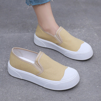 Mocasines de suela blanda con punta redonda