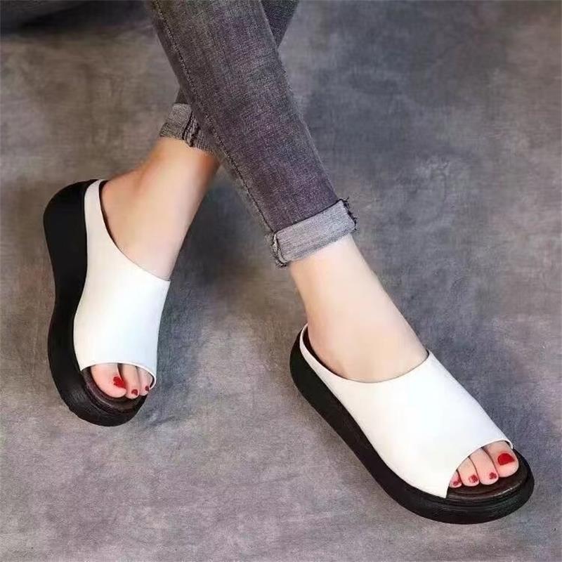 Sandalias de cuña retro de piel suave