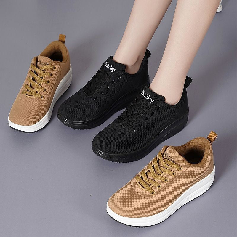 Zapatillas de running con cordones y punta redonda