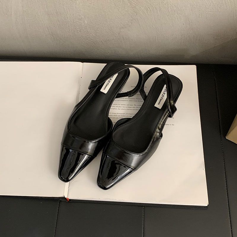 Sandalias de punta cerrada con tacón medio estilo primaveral