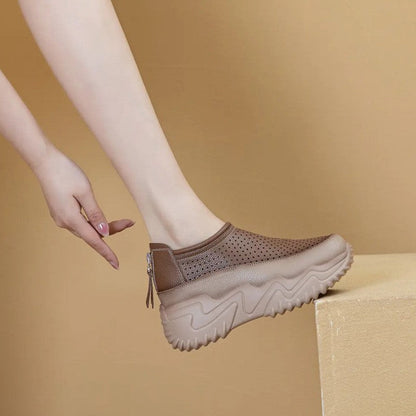 Zapatos casuales de verano con aumento de altura huecos