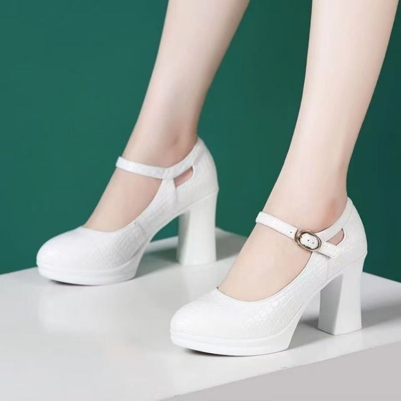 Tacones altos de piel con forma de cocodrilo 2025
