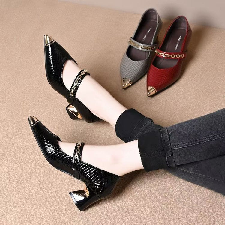 Zapatos punta fina con tacón ancho