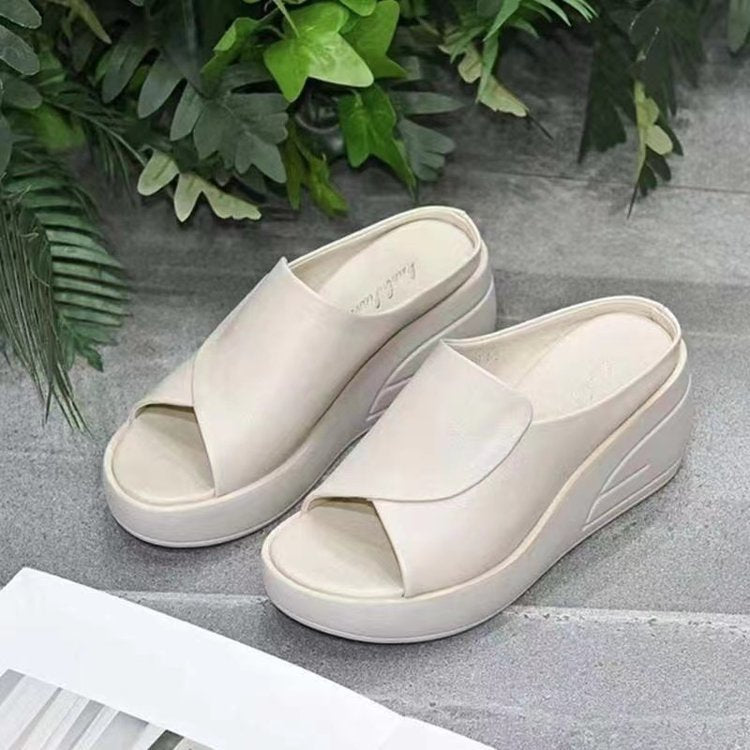 Sandalias de cuña cómodas con suela blanda