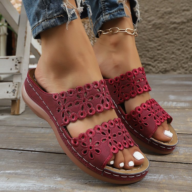 Sandalias de moda caladas de doble hilera de verano 2025