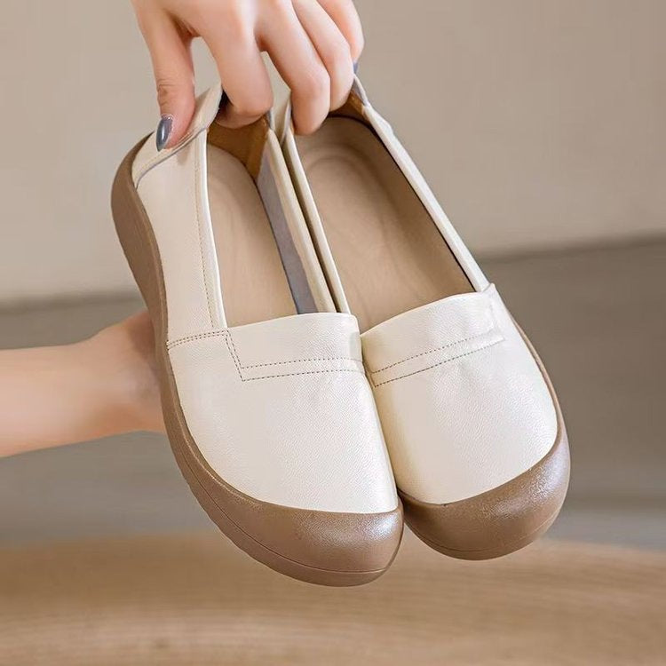 Zapatos de piel antideslizantes con suela blanda