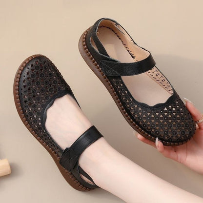Zapatos planos calados