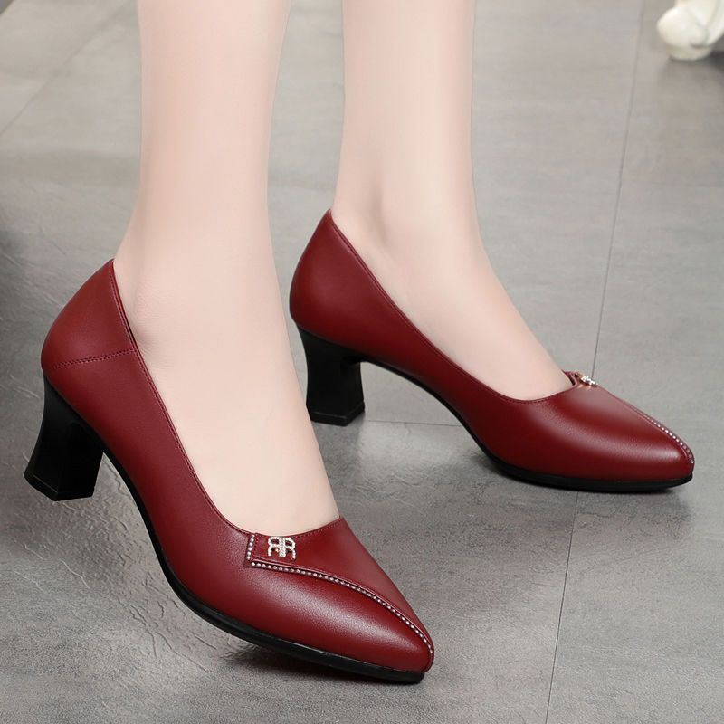 Tacones altos de suela blanda