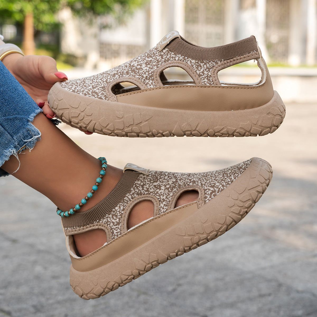 Slip-on, sandalias caladas transpirables casuales, cómodas y versátiles