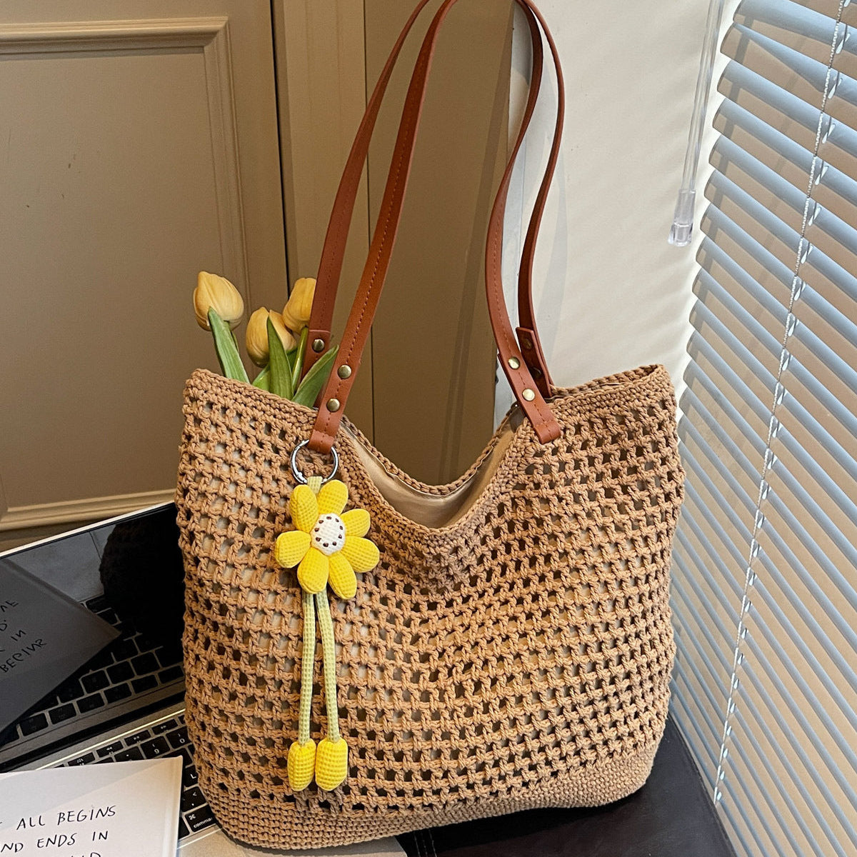 Bolso de hombro de tejido casual de gran capacidad, tote calado