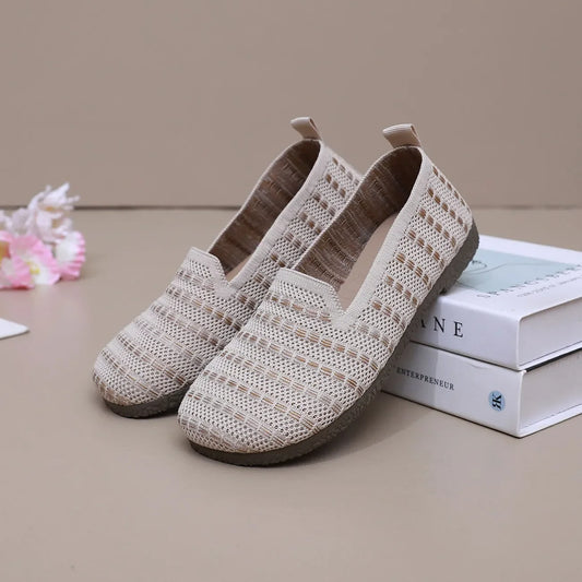 Zapatos casuales populares para madres, ligeros y de suela blanda