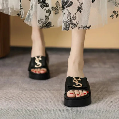 Pantuflas de verano para mujer de piel sintética, zapatos de plataforma cómodos.
