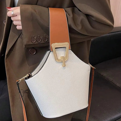 Un bolso de mano de cuero artificial elegante y multifuncional con una correa de hombro ajustable y portátil