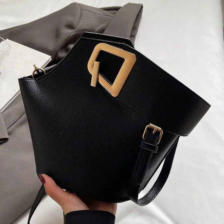Un bolso de mano de cuero artificial elegante y multifuncional con una correa de hombro ajustable y portátil